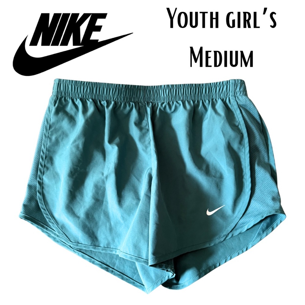 ✨Nike✨ Youth Girl’s Medium Teal Athletic Shorts Like New!